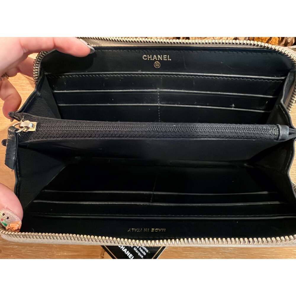 Chanel Bi-Color Zip-Around Wallet - Picture 8 of 14